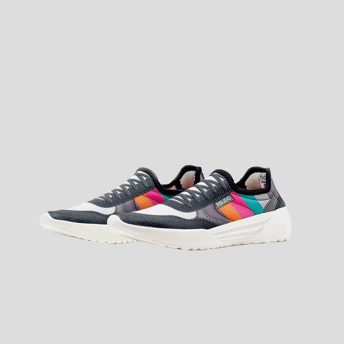 Court | Black/Multi