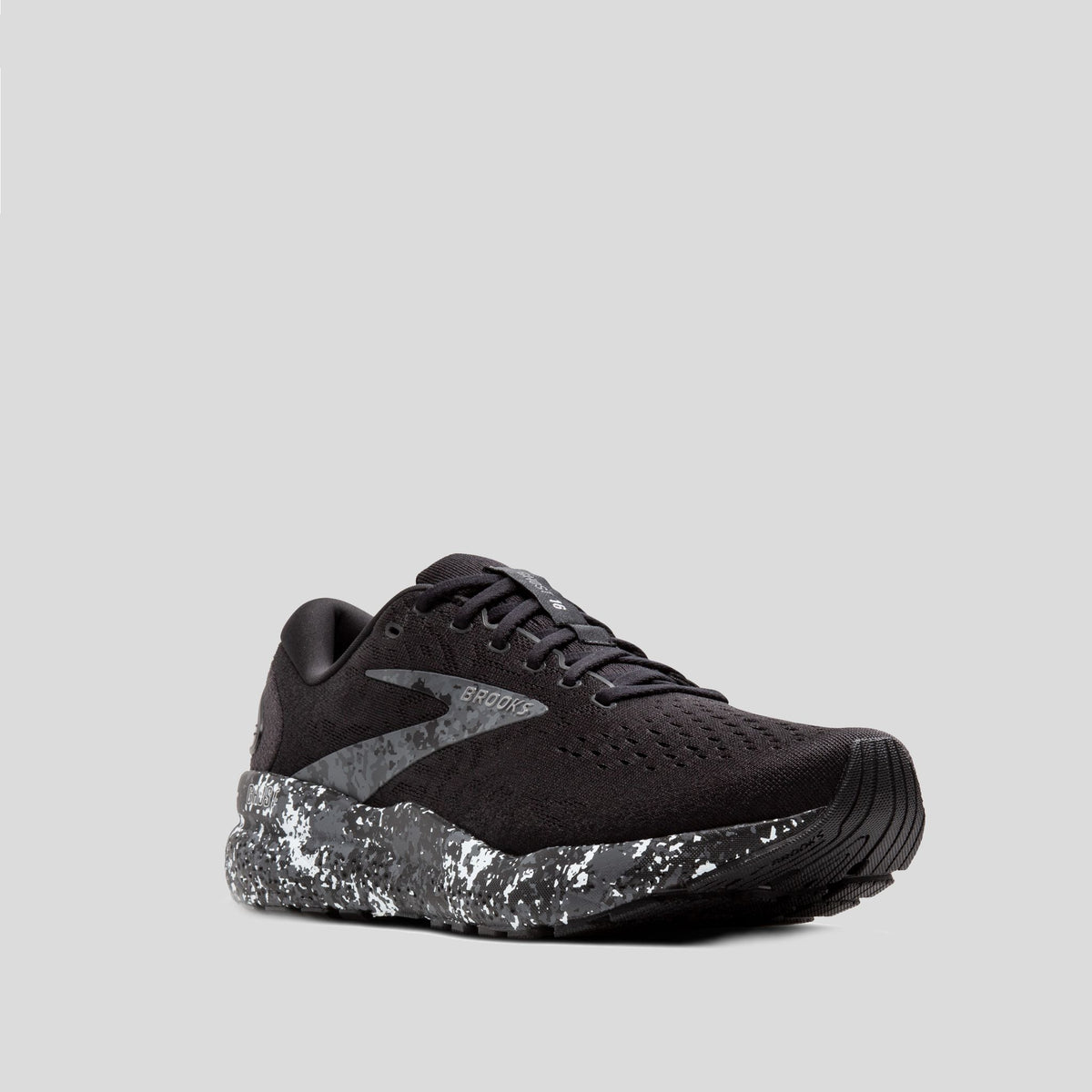 Men's Ghost 16 | Black/Iron/Lava