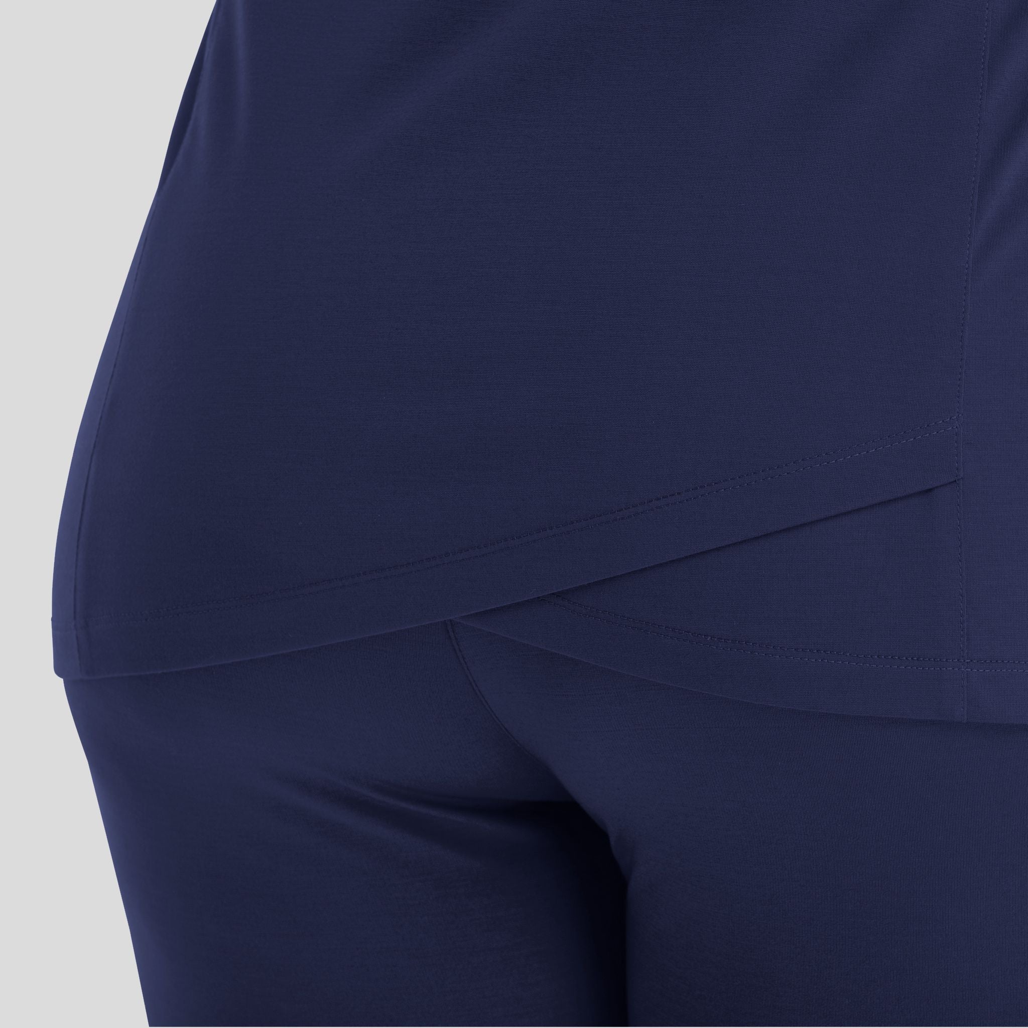 Maevn_Focus_20302_navy_back_detail