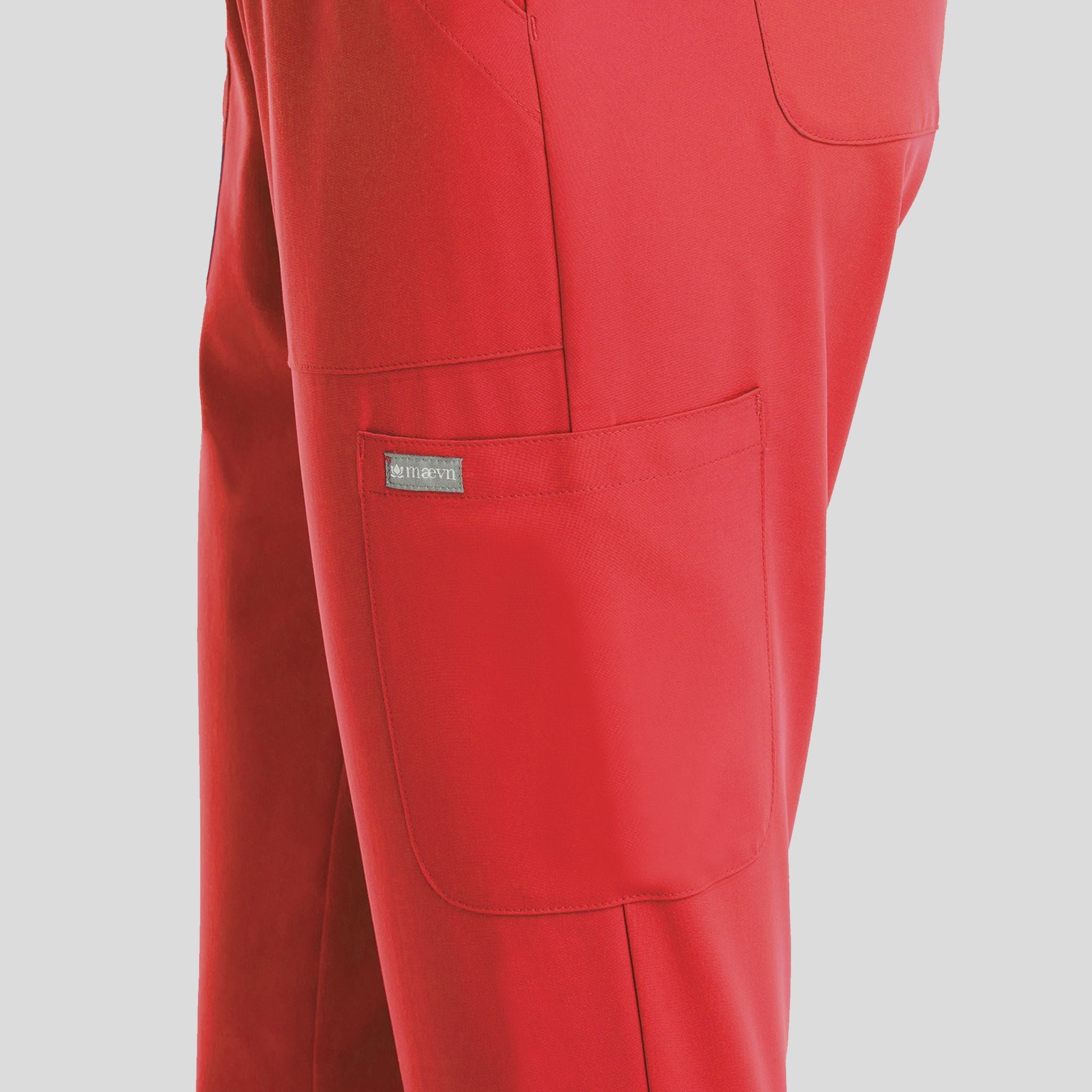 Maevn_Momentum_5091_red_detail