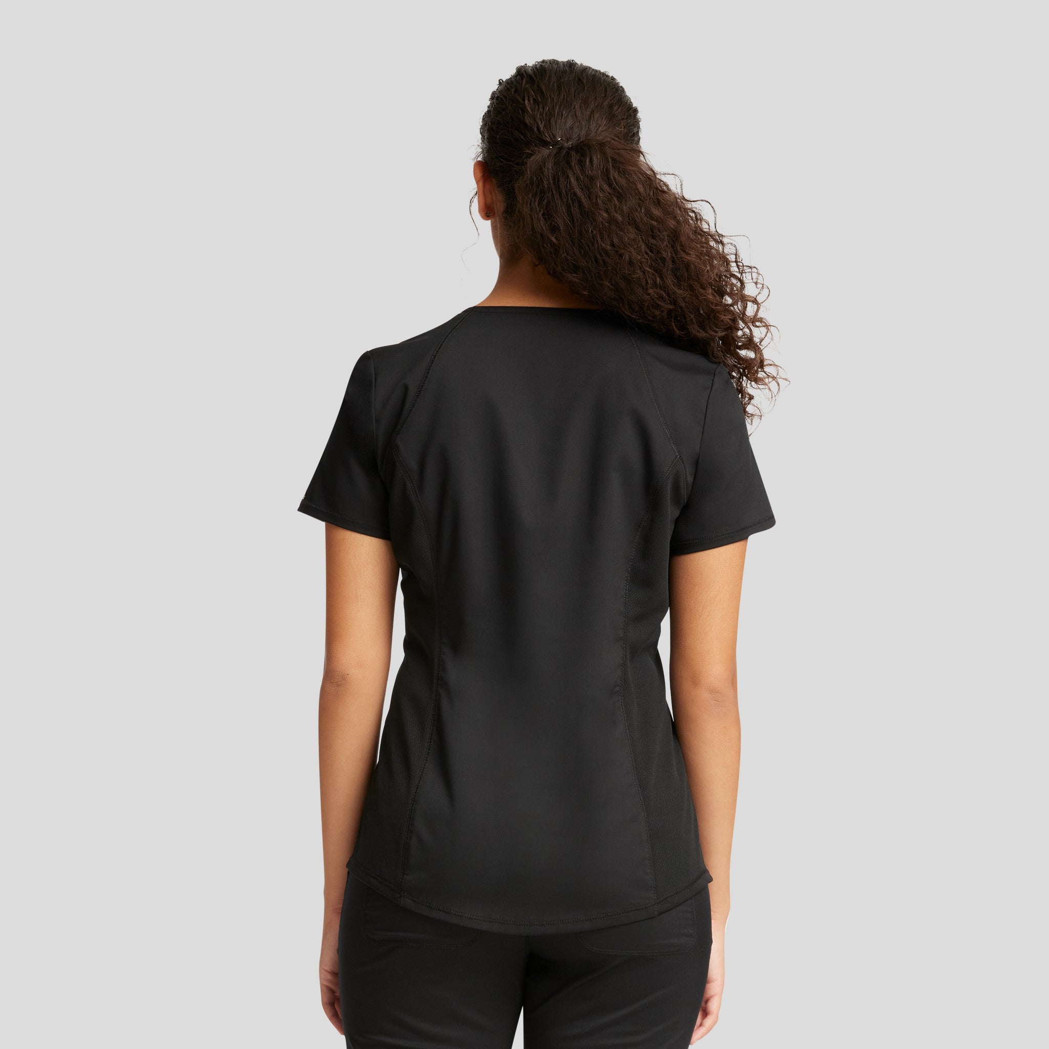 2-Pocket Sweetheart V-Neck | Black